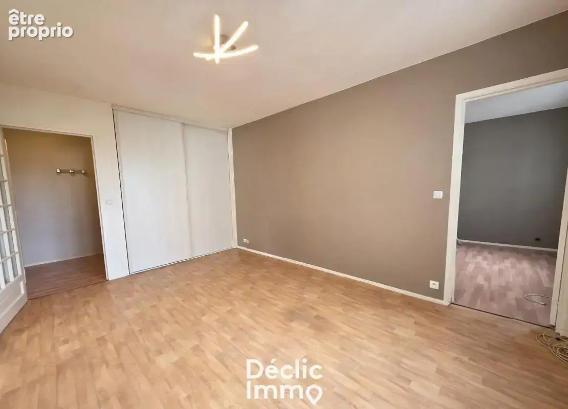Appartement en résidence - photo 8
