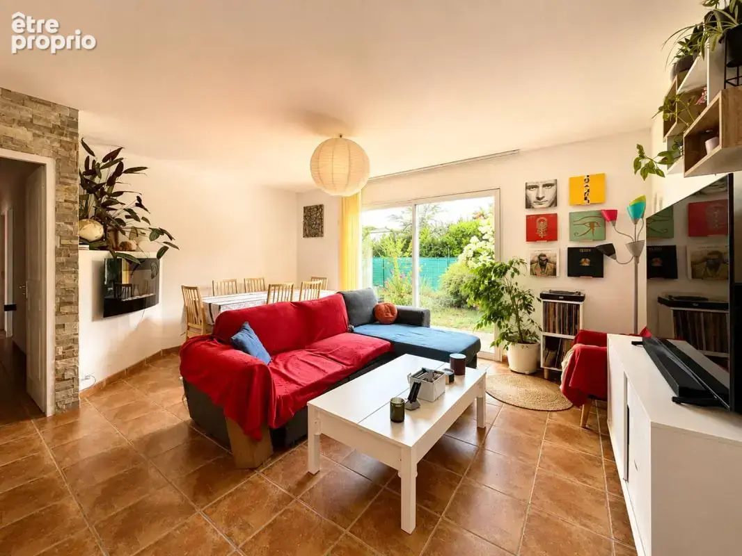 Saint-mamert-du-gard maison de plain-pied d’environ 100 m² 4 chambres, jardin et garage - photo 6