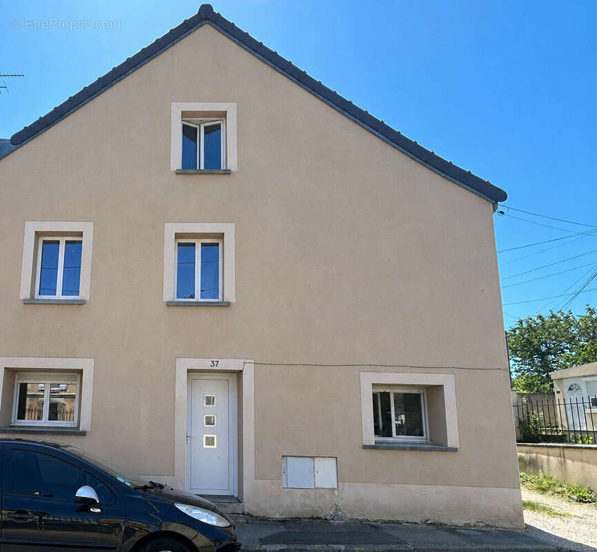 Maison à QUINCY-VOISINS