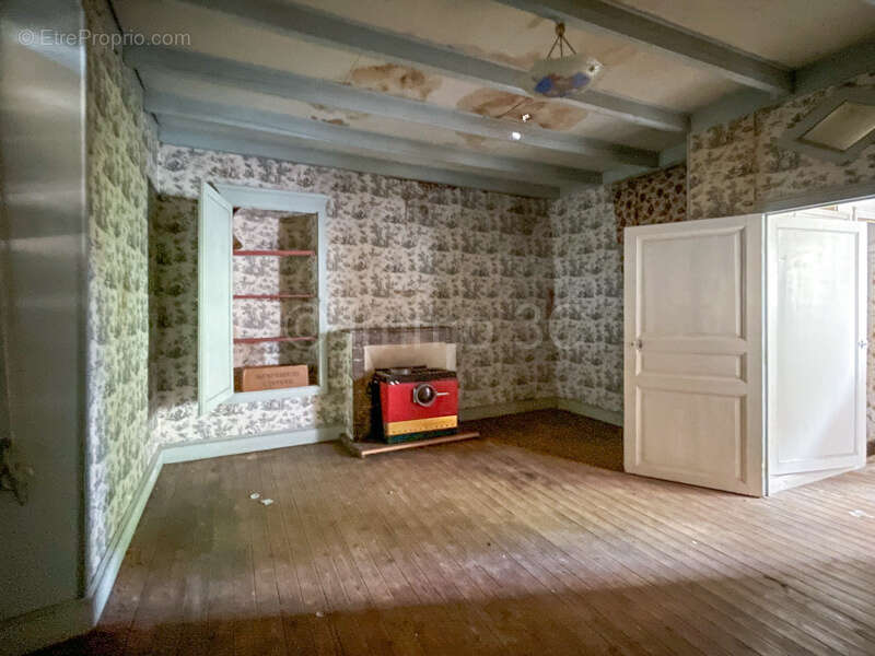 Maison à SAUZE-VAUSSAIS
