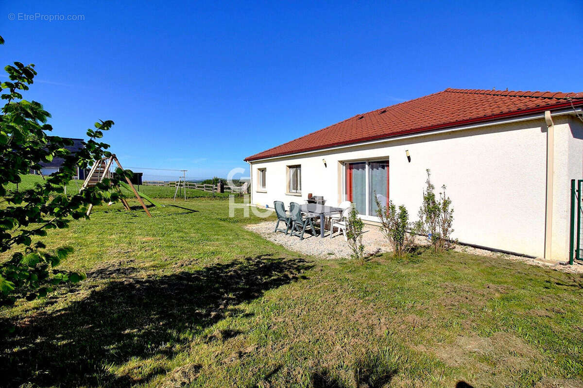 Maison à GENDREY