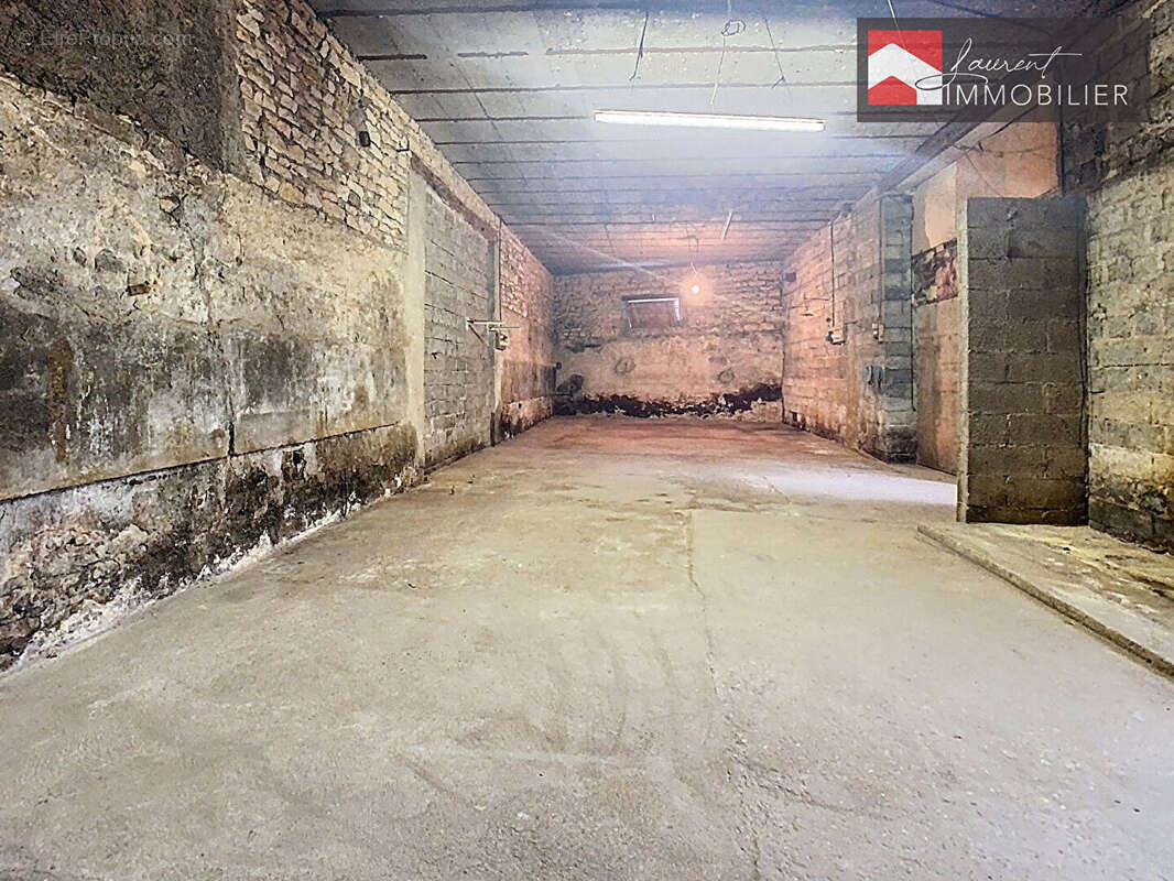 Maison à PONT-DE-VAUX