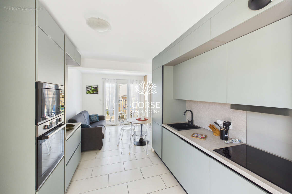 Appartement à SARI-SOLENZARA