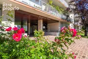 Appartement à LES PAVILLONS-SOUS-BOIS