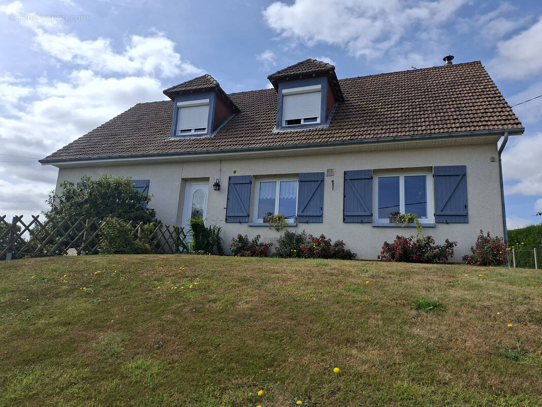 Maison à MONCHAUX-SORENG