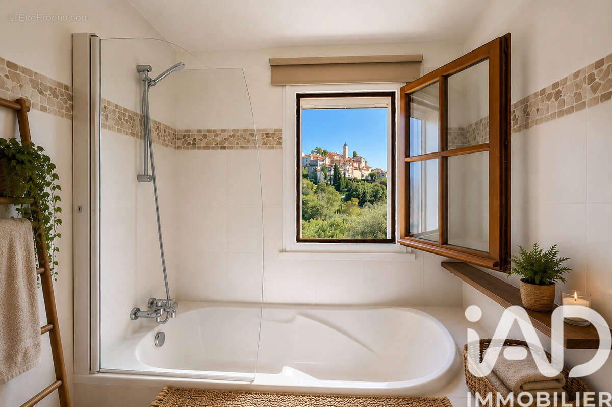 Photo 9 - Maison à CHATEAUNEUF-GRASSE