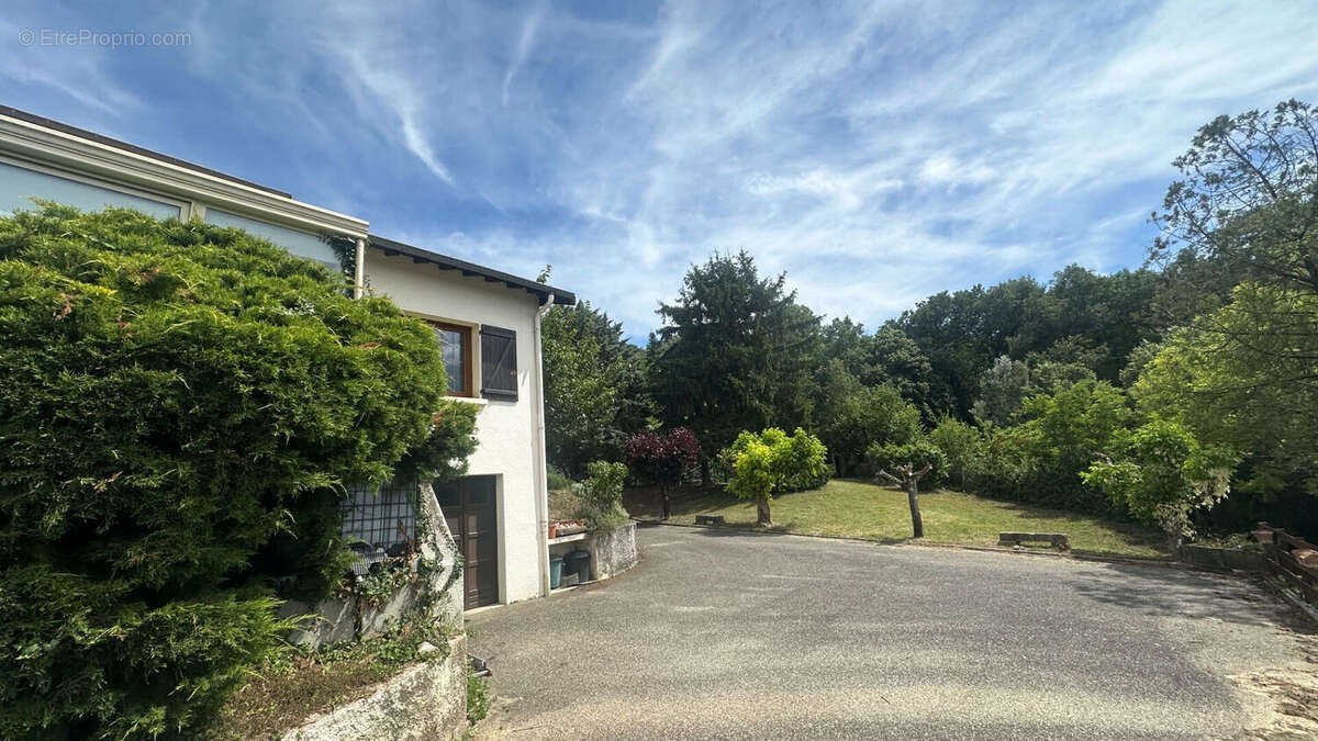 Maison à CHONAS-L'AMBALLAN