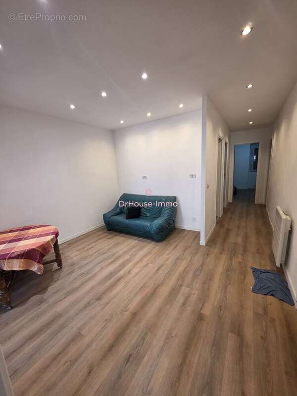 Appartement à MARSEILLE-2E