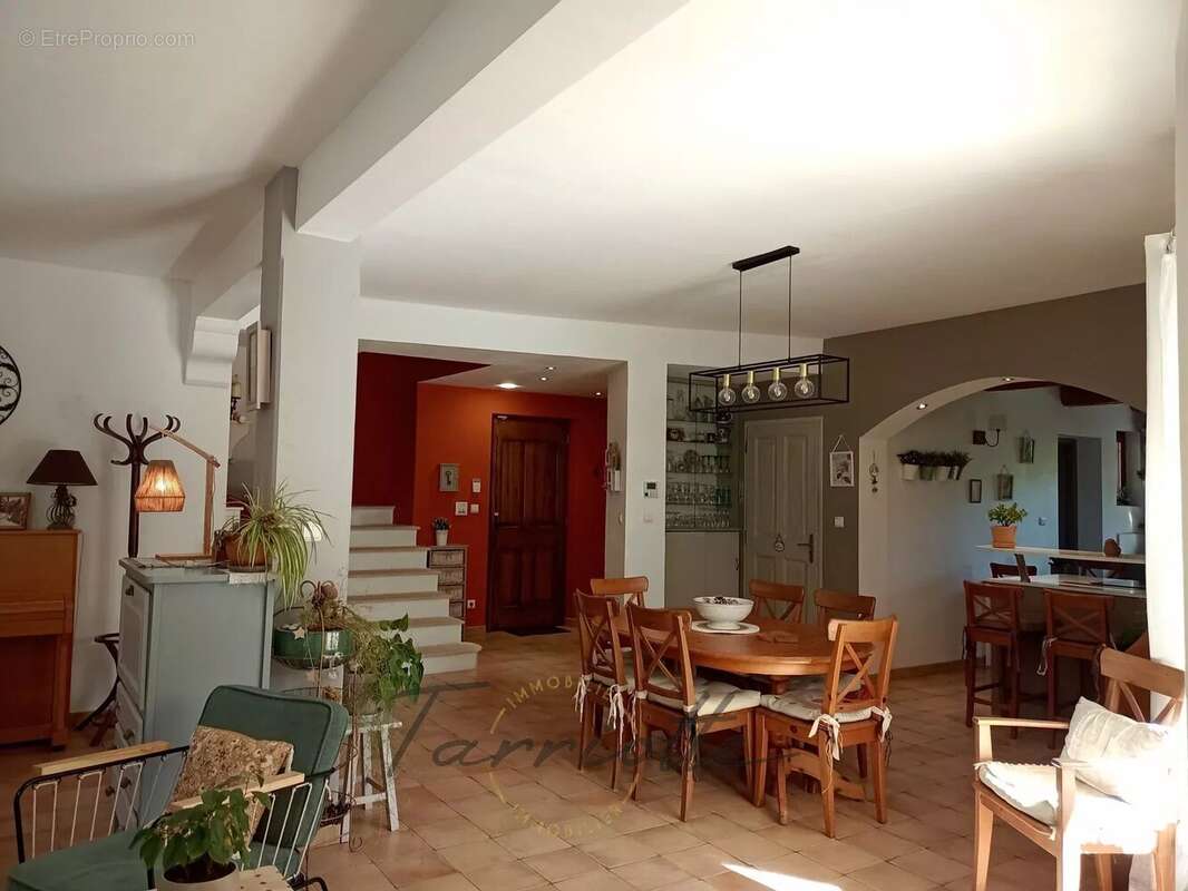 Maison à SAINT-THOME