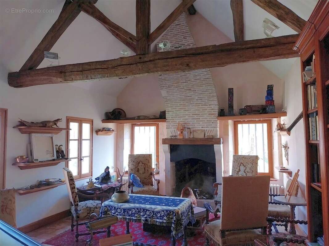 Maison à LA BUSSIERE