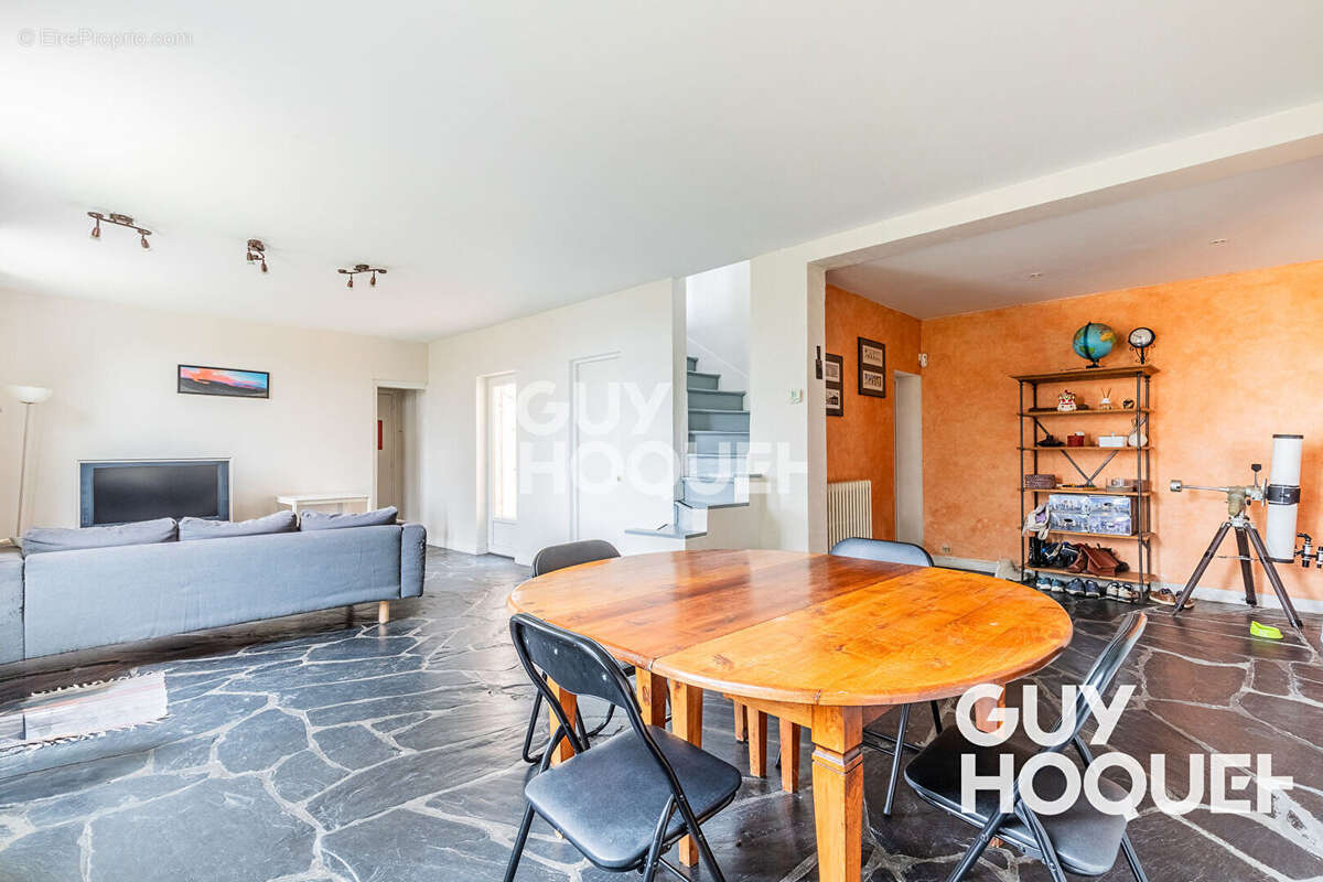 Maison à ATHIS-MONS