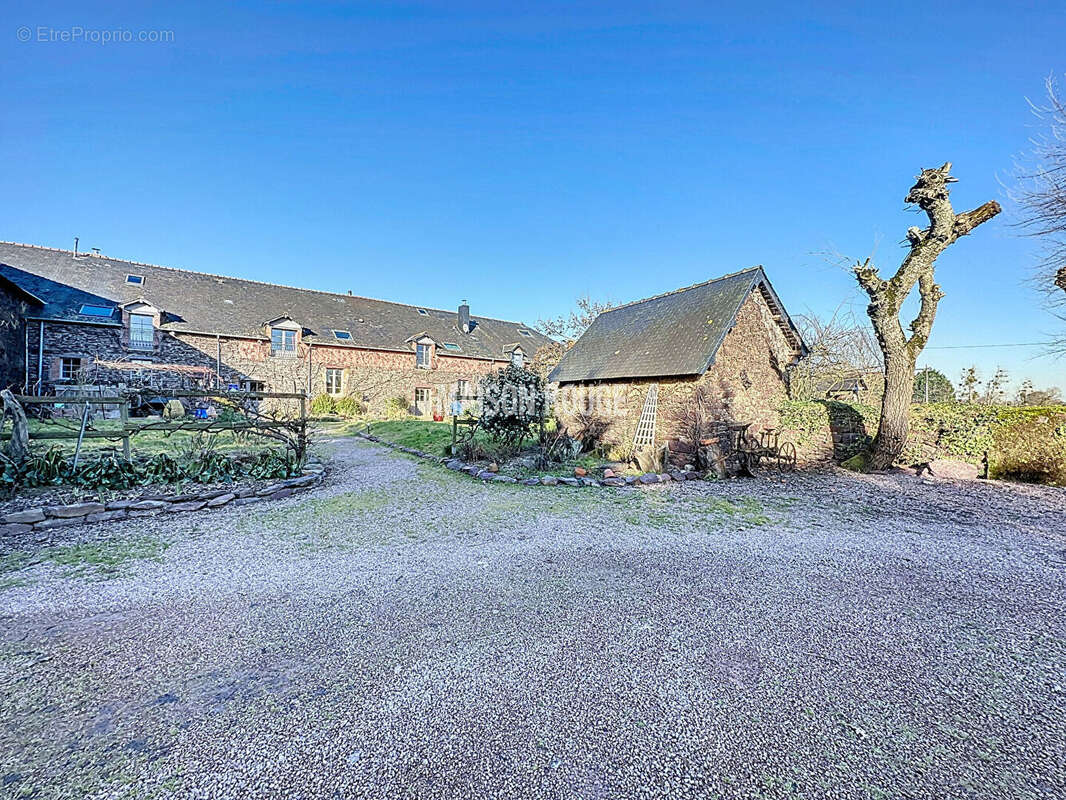 Maison à BREAL-SOUS-MONTFORT