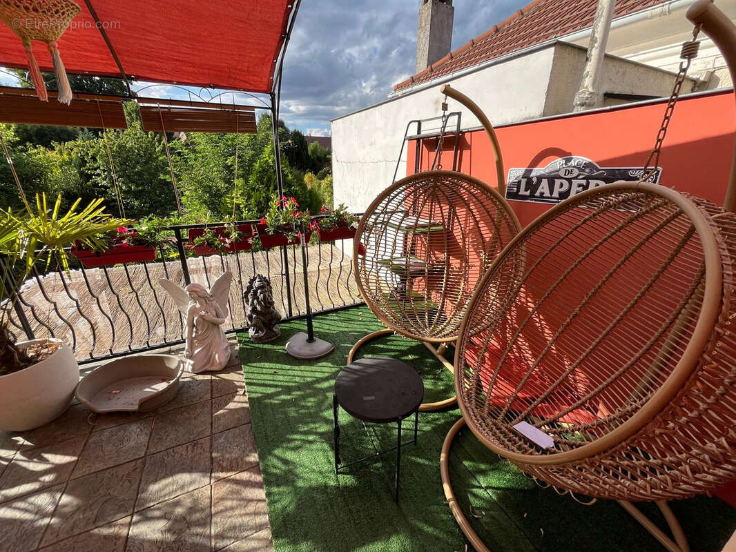 Maison à BROU-SUR-CHANTEREINE