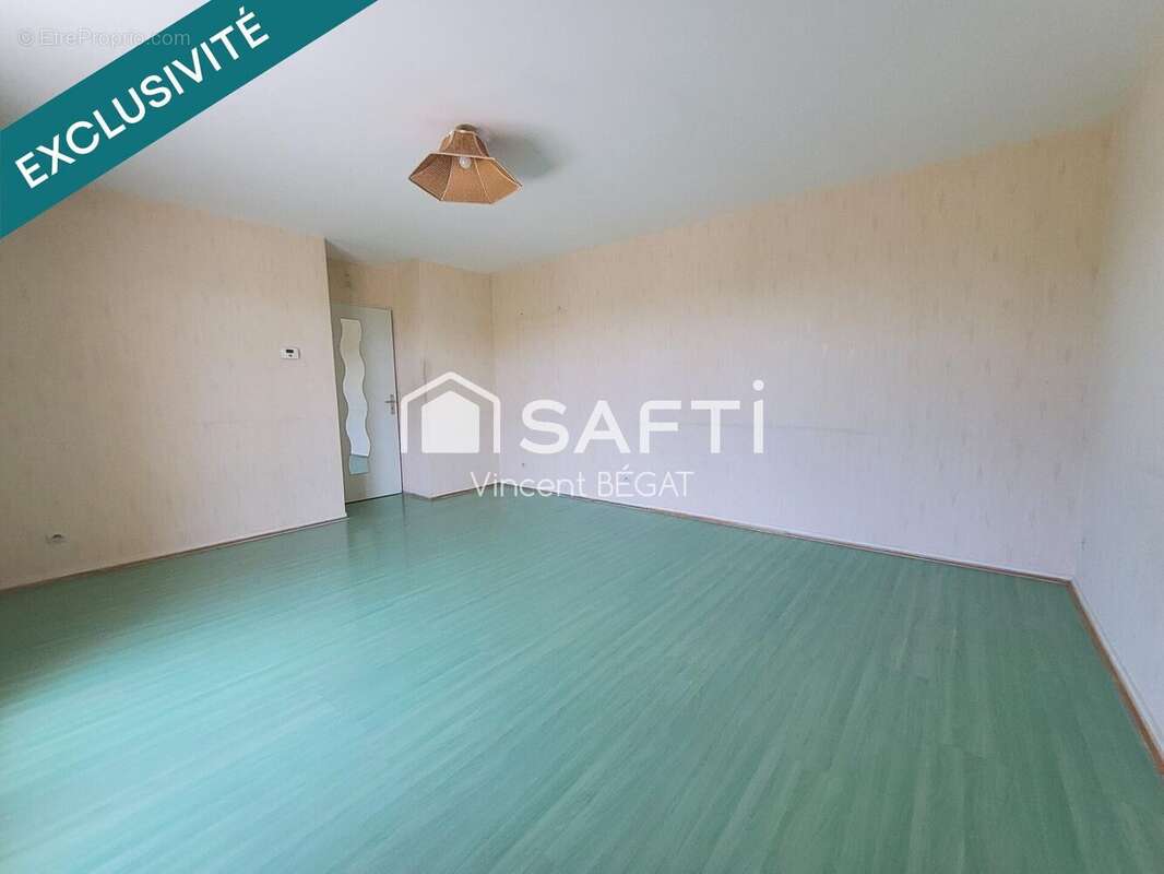 Photo 2 - Appartement à MOISSY-CRAMAYEL