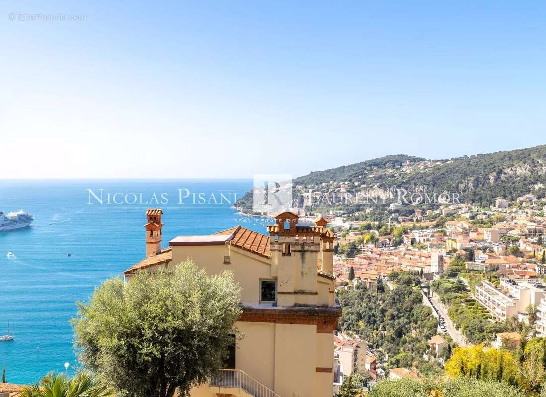 Appartement à VILLEFRANCHE-SUR-MER