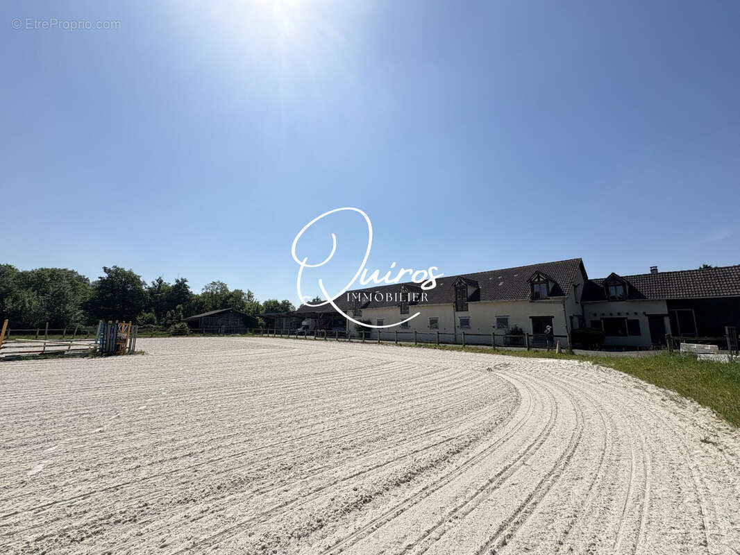 Maison à FONTAINEBLEAU