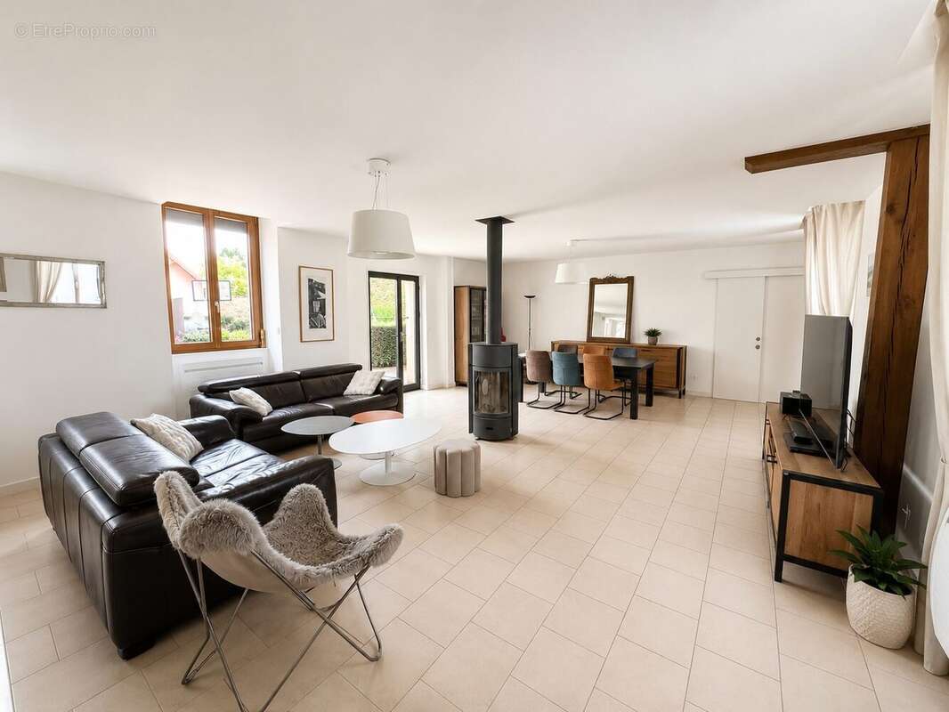 Maison à MARIGNY-LE-CHATEL