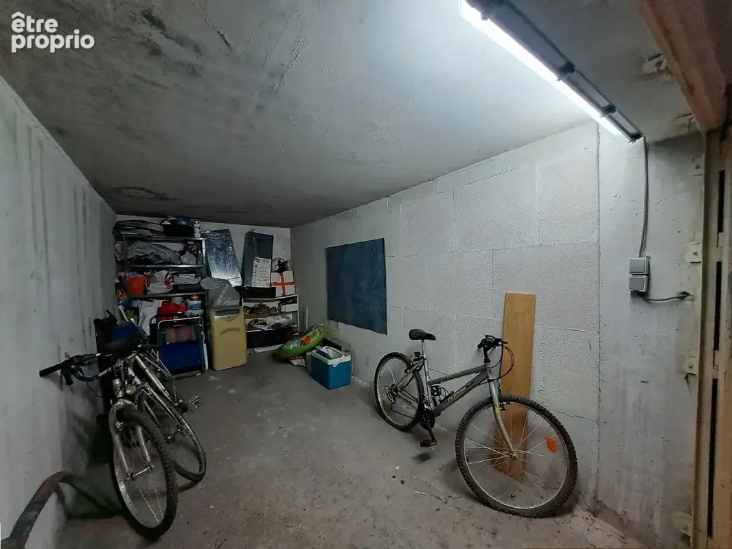 Garage dans résidence sécurisée - photo 3
