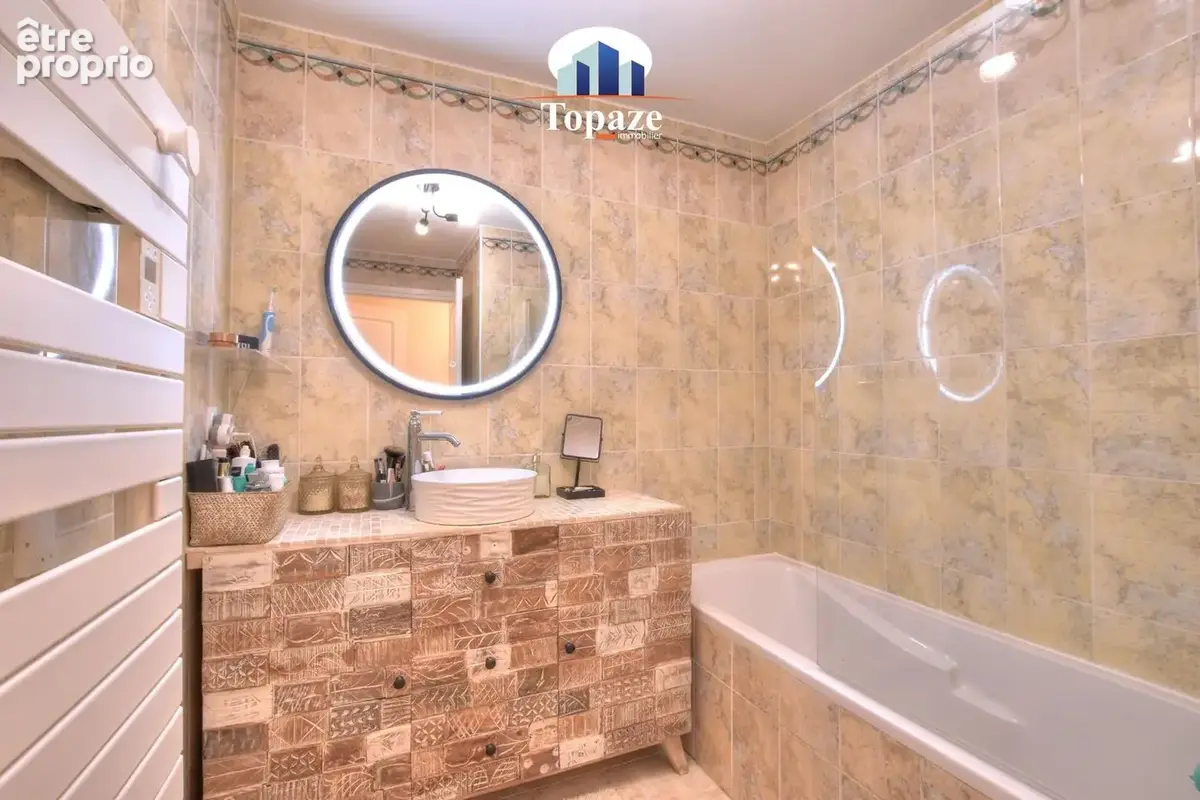 Appartement 3 pièces 76 m² à vendre à Saint-Raphael (83700) - photo 4