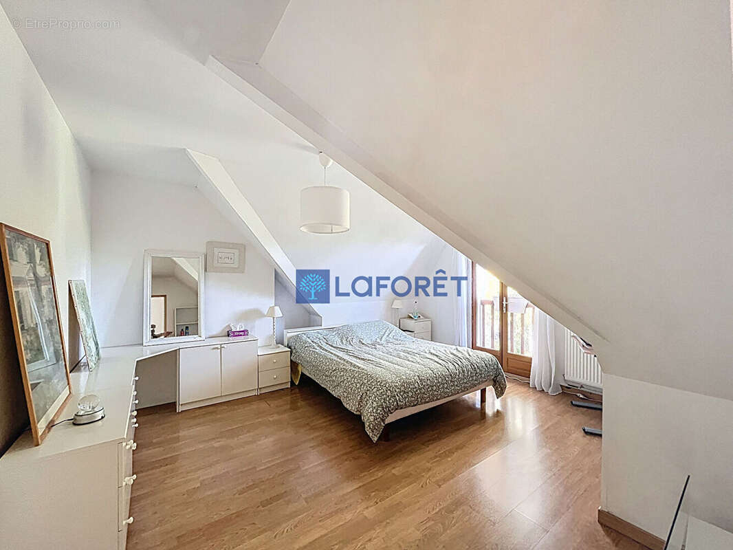 Maison à SAINT-GERMAIN-LES-CORBEIL