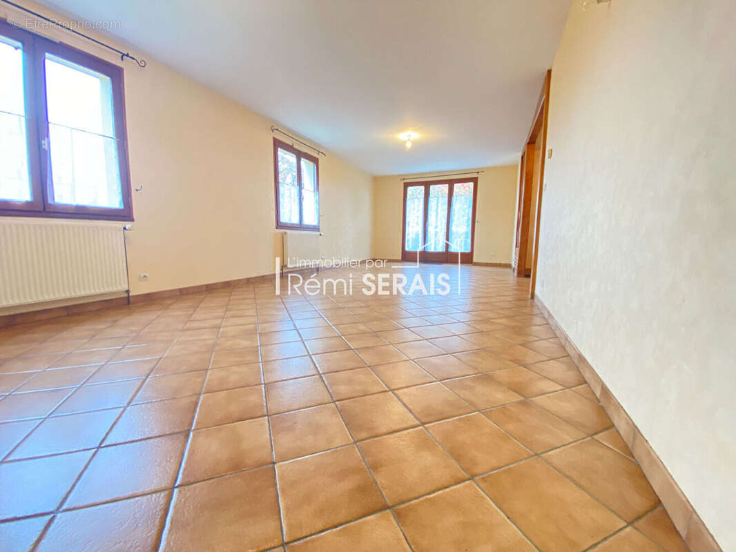 Maison à MOULINS-SUR-ORNE