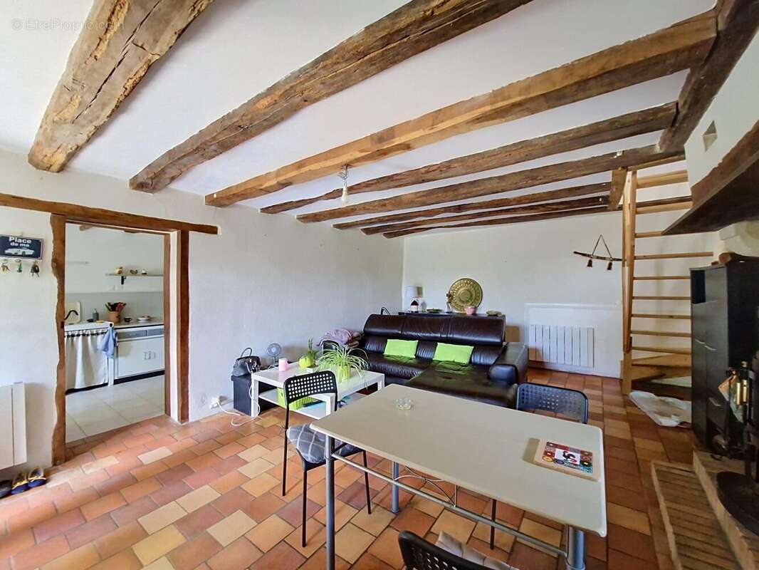 Maison 65 m² à Chateau-La-Valliere  - photo 4
