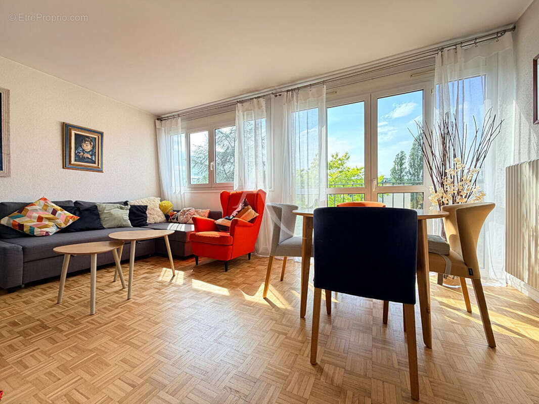 Appartement à GIF-SUR-YVETTE