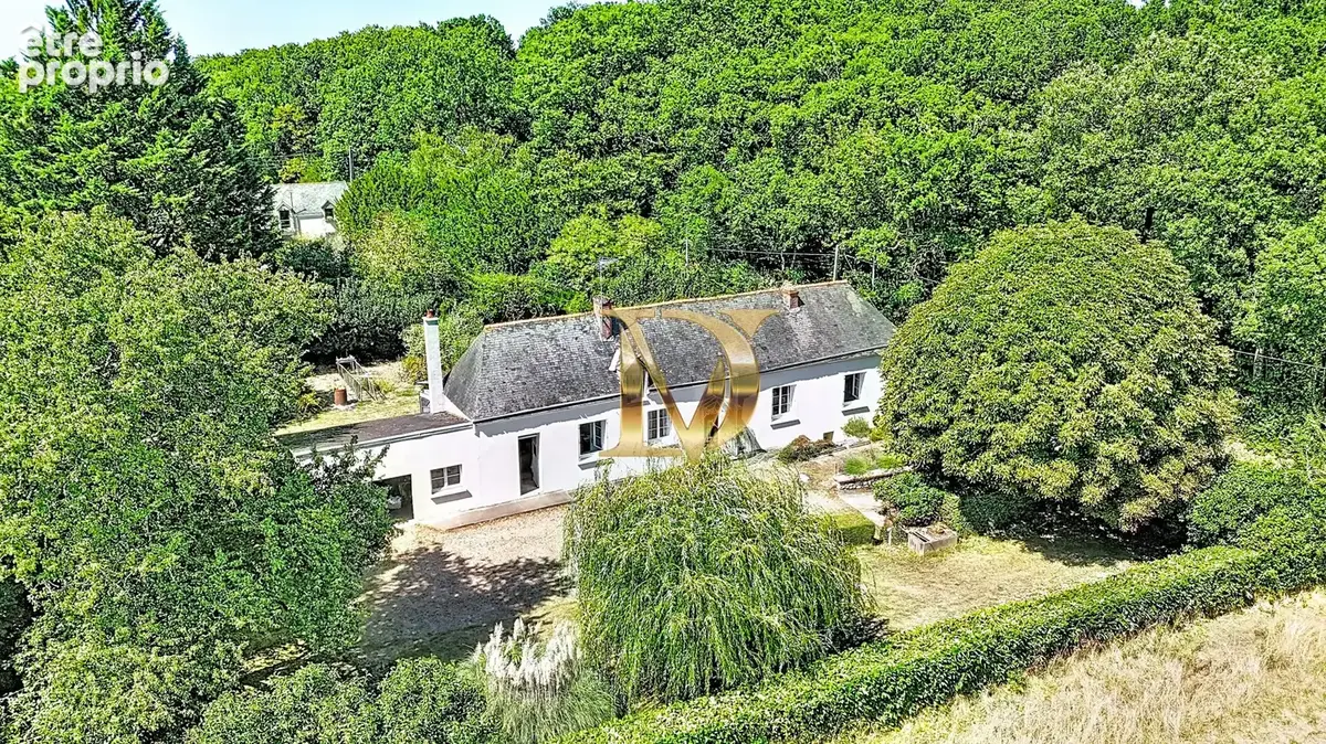 Maison à LUZILLE