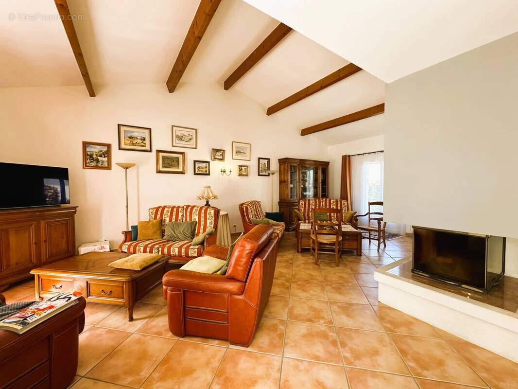 Maison à VAUX-SUR-MER