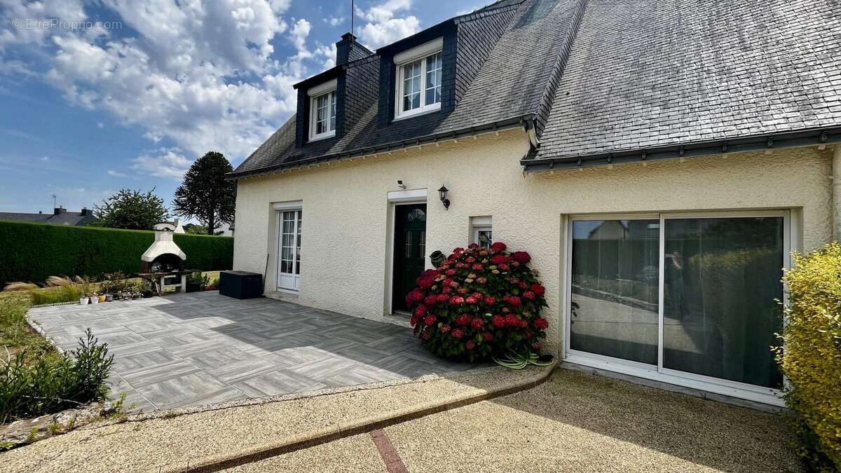Maison à SULNIAC