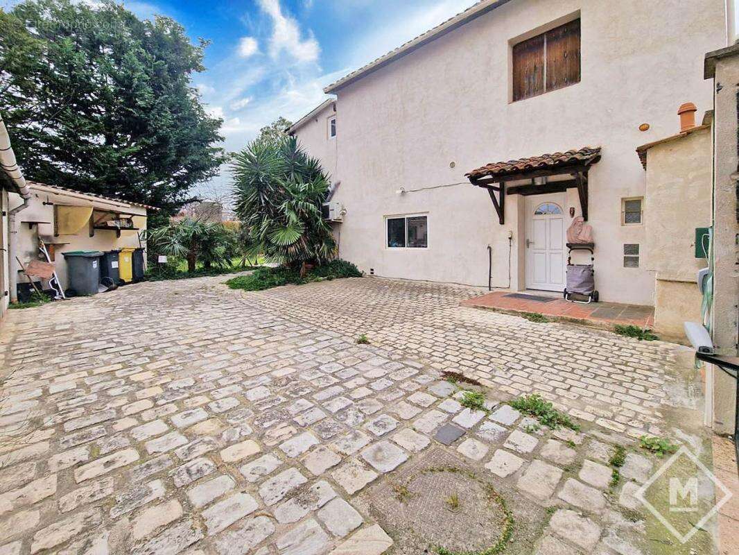 Maison à MARSEILLE-13E