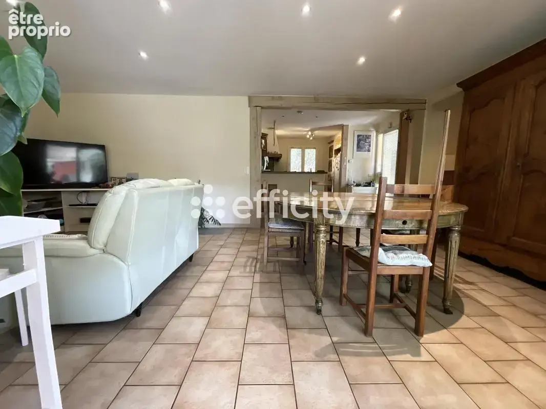 Maison 5 pièces 118 m² à vendre à Coux (07000) - photo 11