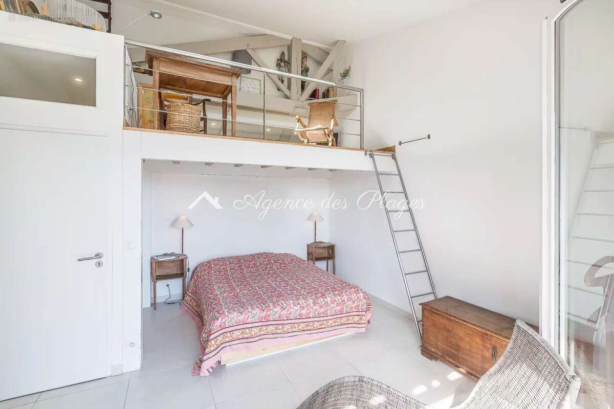 Maison à SAINT-GEORGES-DE-DIDONNE