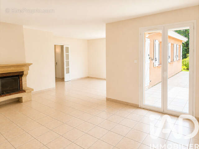 Maison 136 m² à Montauban  - photo 2