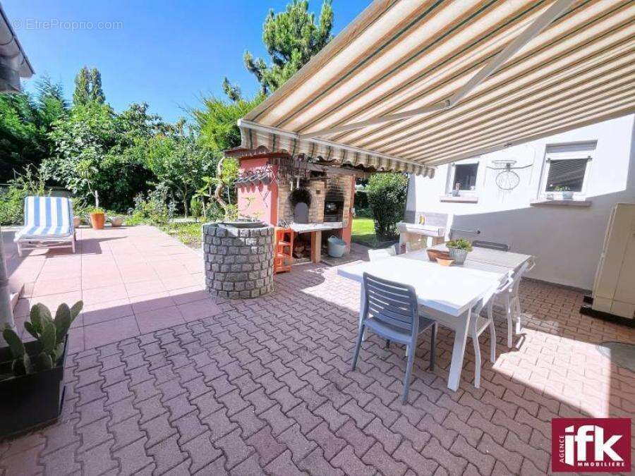 HORBOURG WIHR - Très belle Maison de 185 m² avec 4 chambres - Terrain de 8.35 ar - photo 7