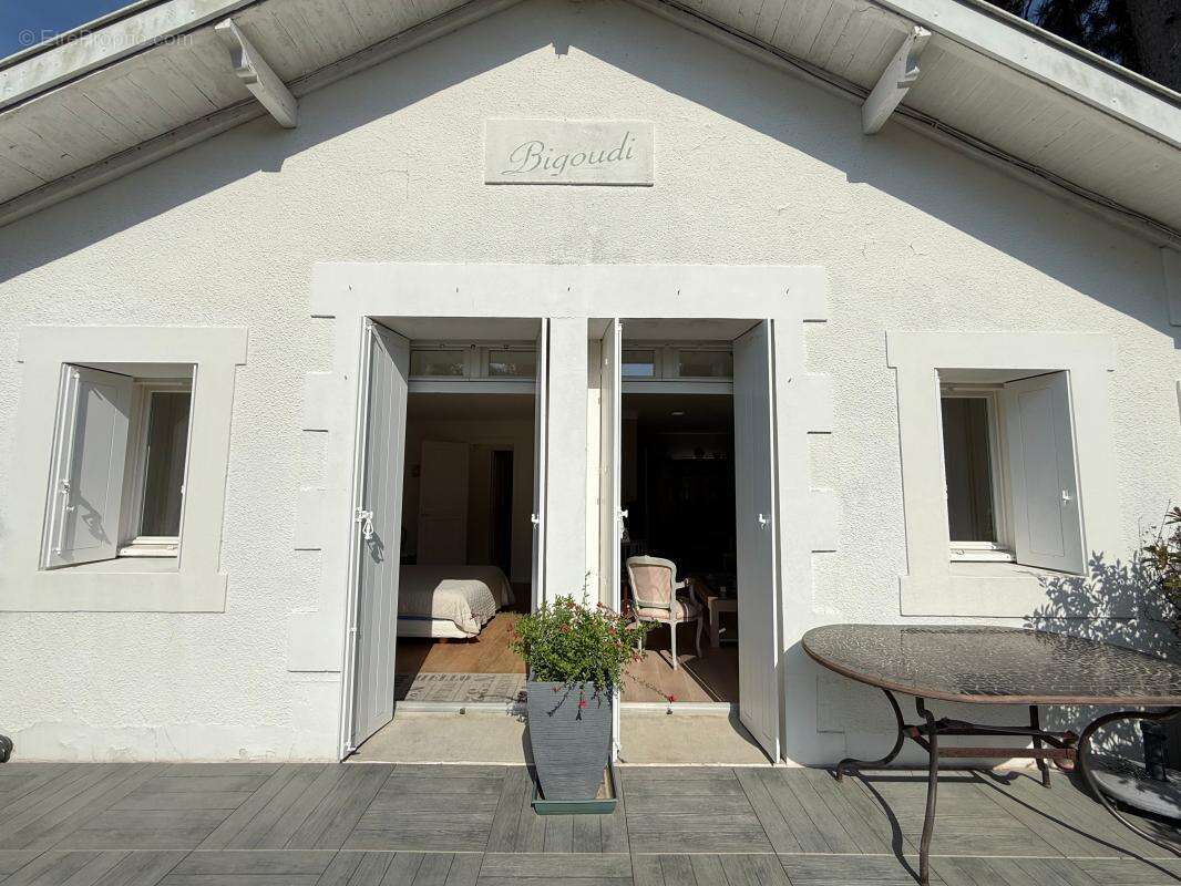 Maison à SAINT-PALAIS-SUR-MER