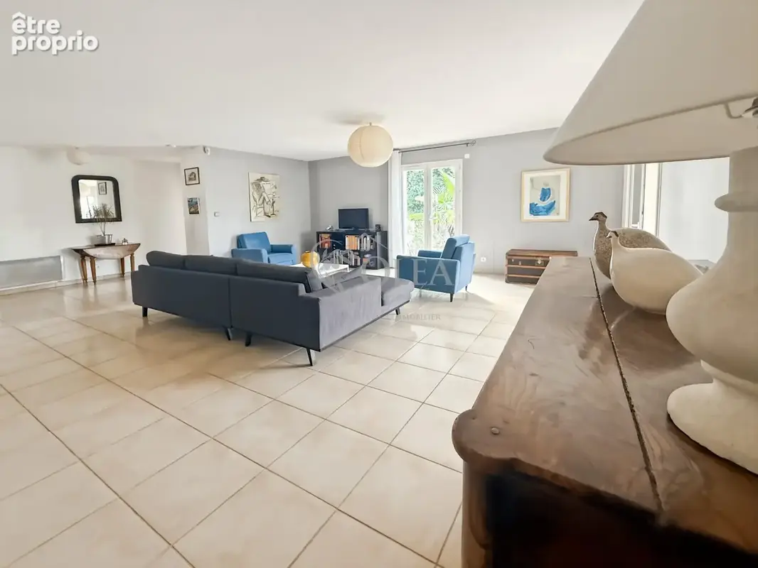 Maison 4 pièces 121 m² à vendre à Uzes (30700) - photo 4
