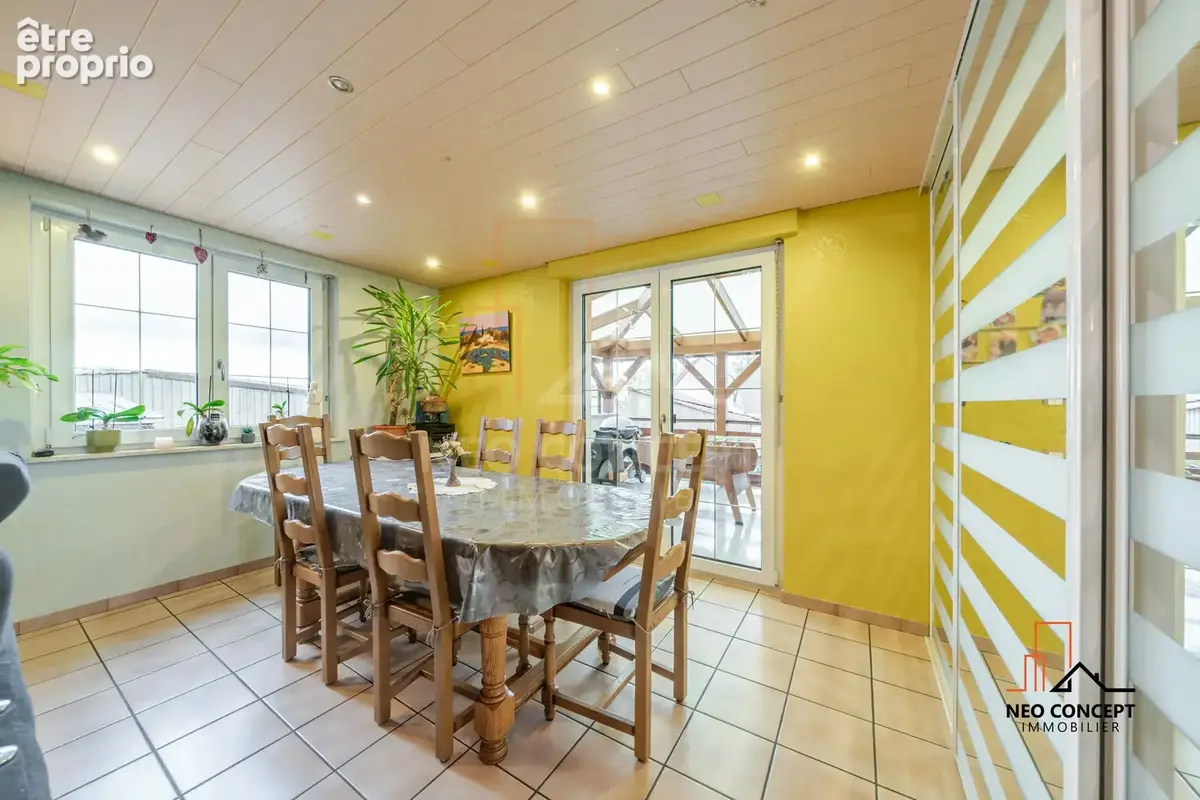 * SOUFFLENHEIM - Charmante Maison de 170 m² au sol, construite sur 9.36 ares de terrain ! * - photo 5