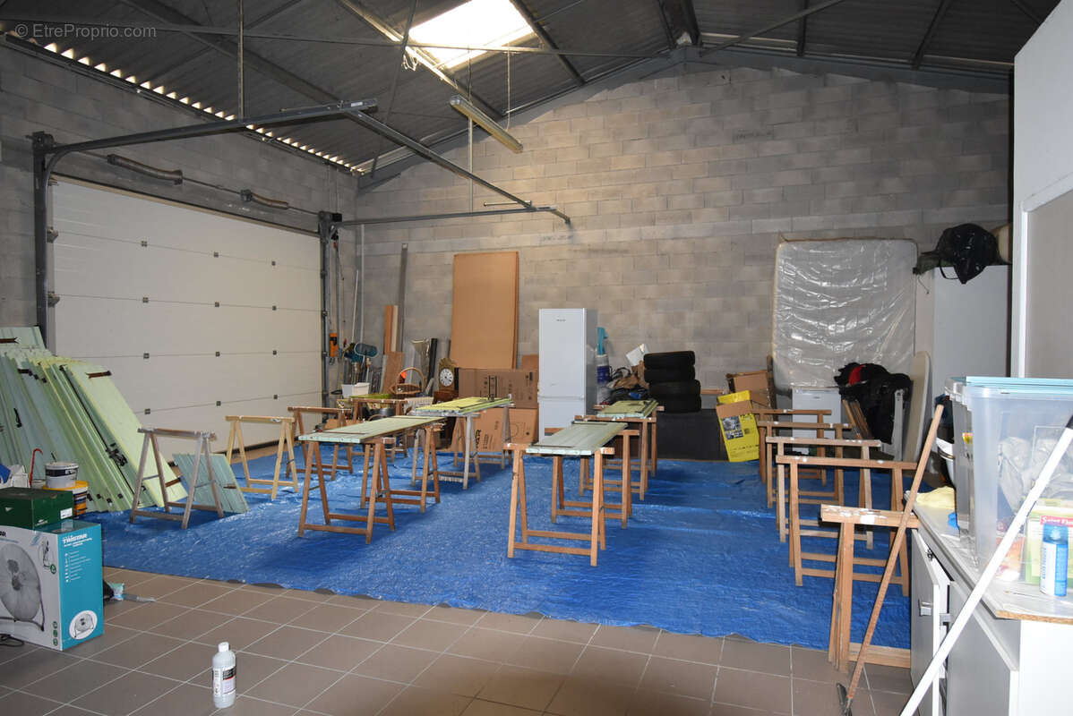 Revel (31250) - maison de 160m2 - zone artisanale - photo 13