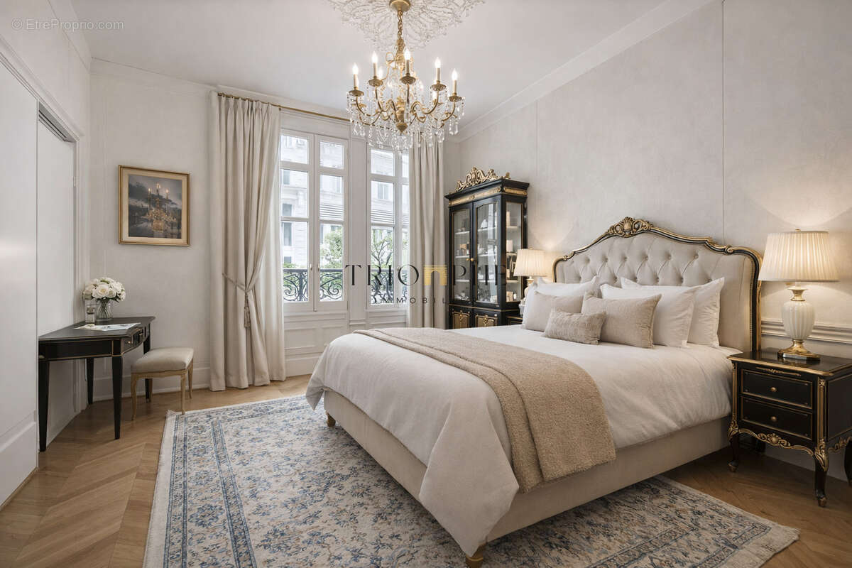 Appartement à PARIS-17E
