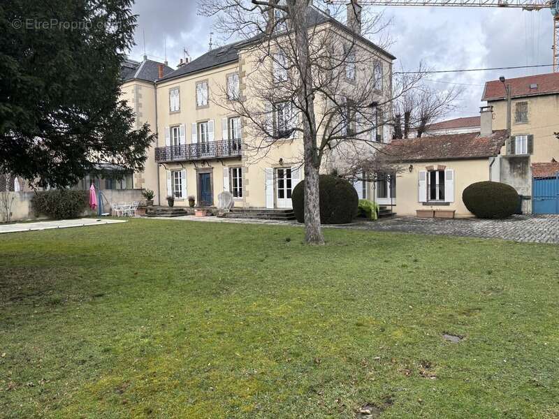 Maison à ISSOIRE