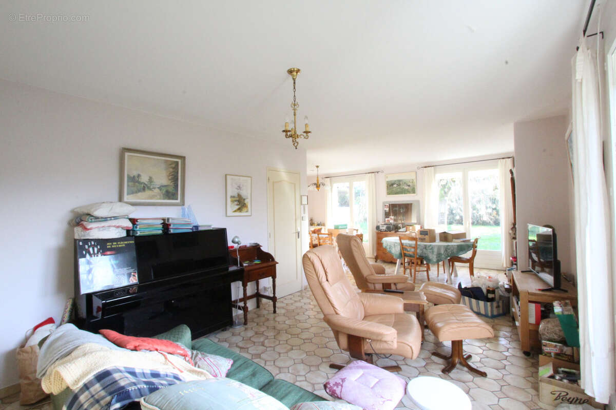 Maison à LA MARCHE