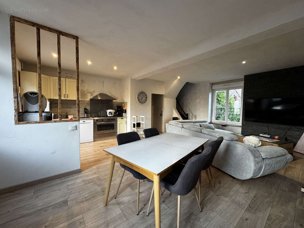 Maison à SOLIGNY-LA-TRAPPE