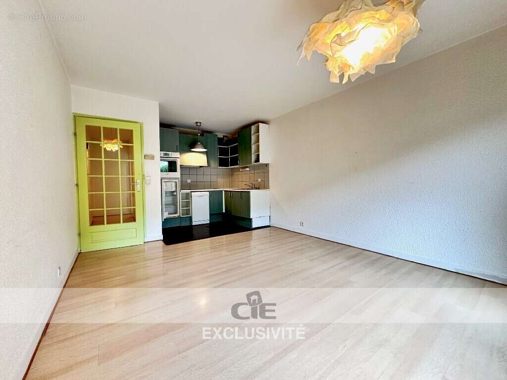 Appartement à COLLONGES-SOUS-SALEVE