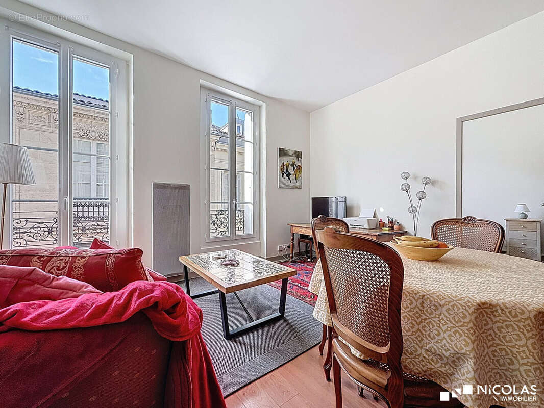 Appartement à BORDEAUX