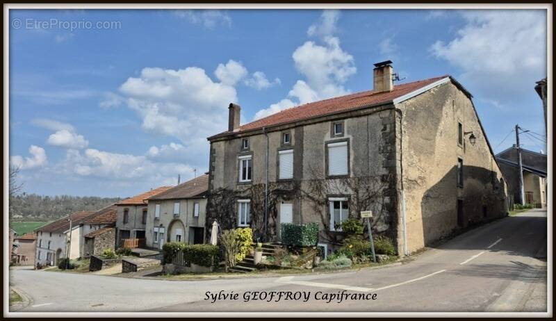 Maison à GODONCOURT