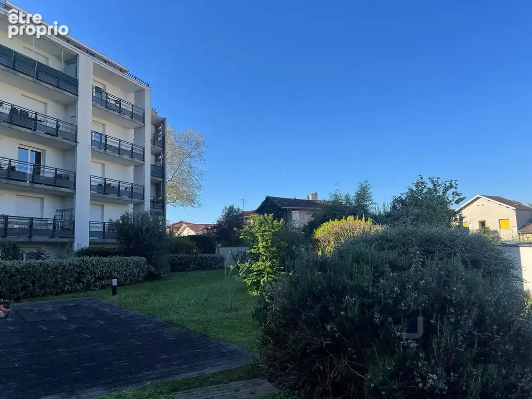 Appartement à VENISSIEUX