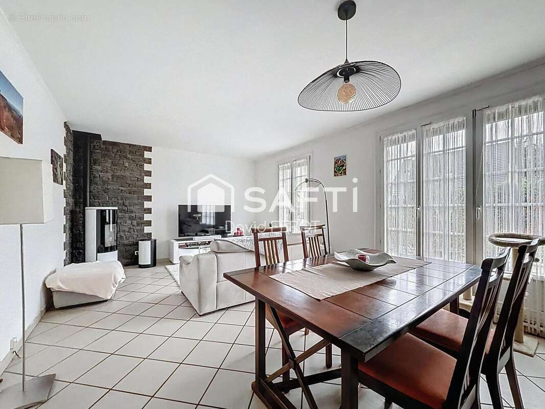 Photo 3 - Maison à QUINCY-SOUS-SENART