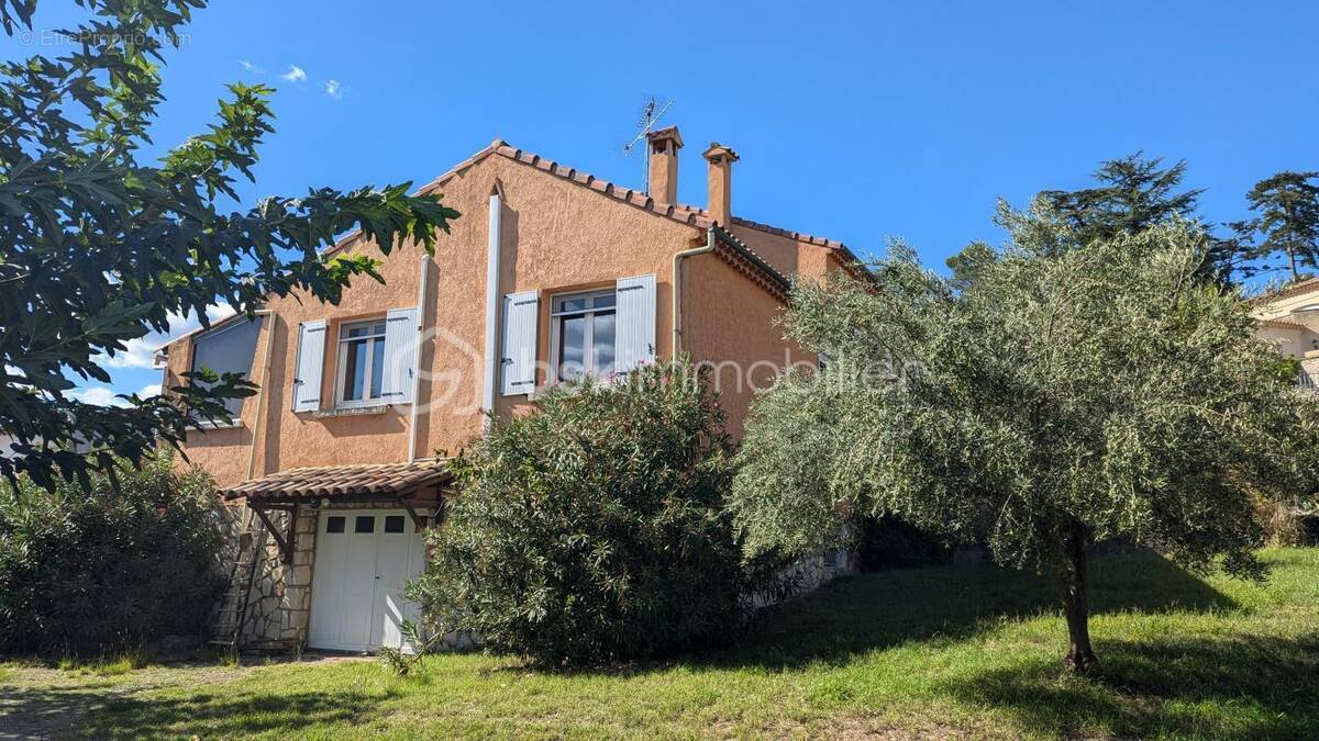 Villa spacieuse au cœur d'Alès dans les hauteurs nous offrant une vue panoramique - photo 8