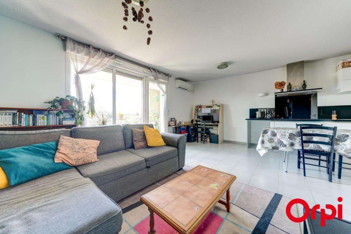 Appartement à VENISSIEUX